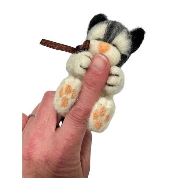 Mini Needle Felted Black & White Kitty Cat 4" Tall Novelty Trinket Doll - Picture 5 of 5